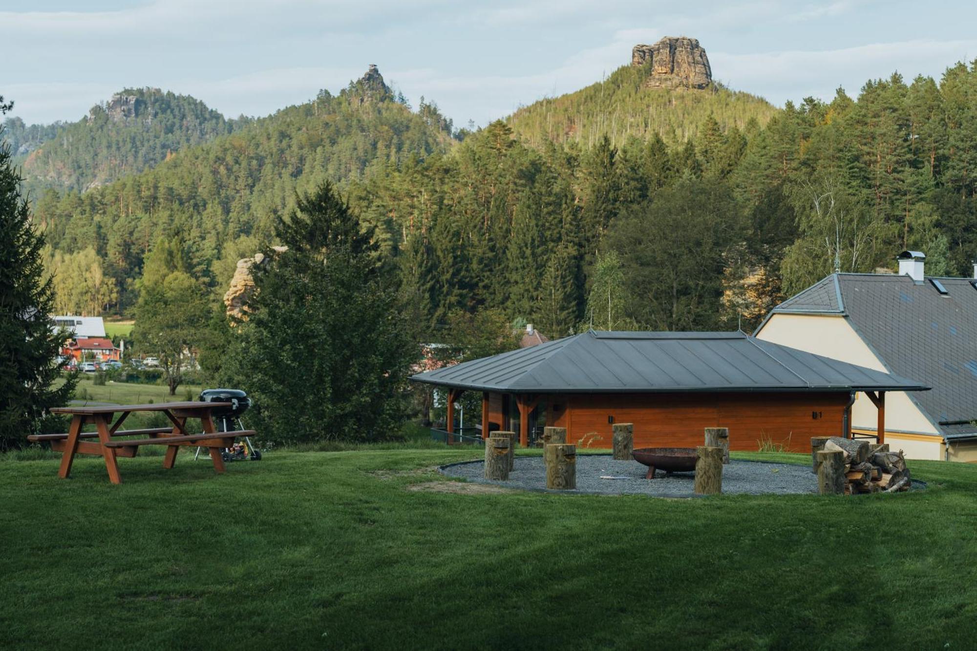 Natur Resort Jetrichovice Bagian luar foto